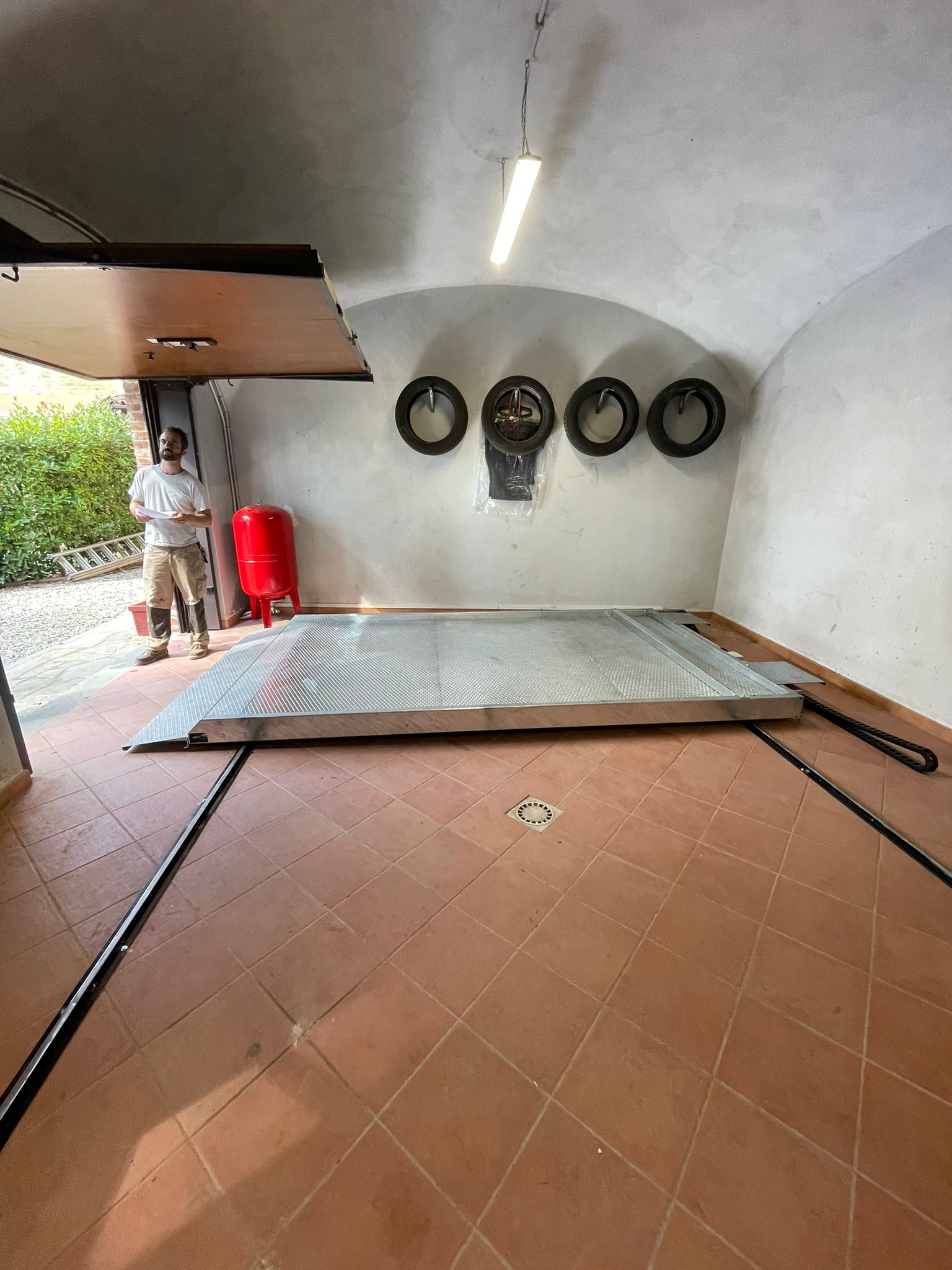 ALESSANDRIA_ITALIA_1_NORMA_MODELLO_T2_PEDANA_TRASLANTE_SLIDING_PLATFORM_CMC_PARKLIFT