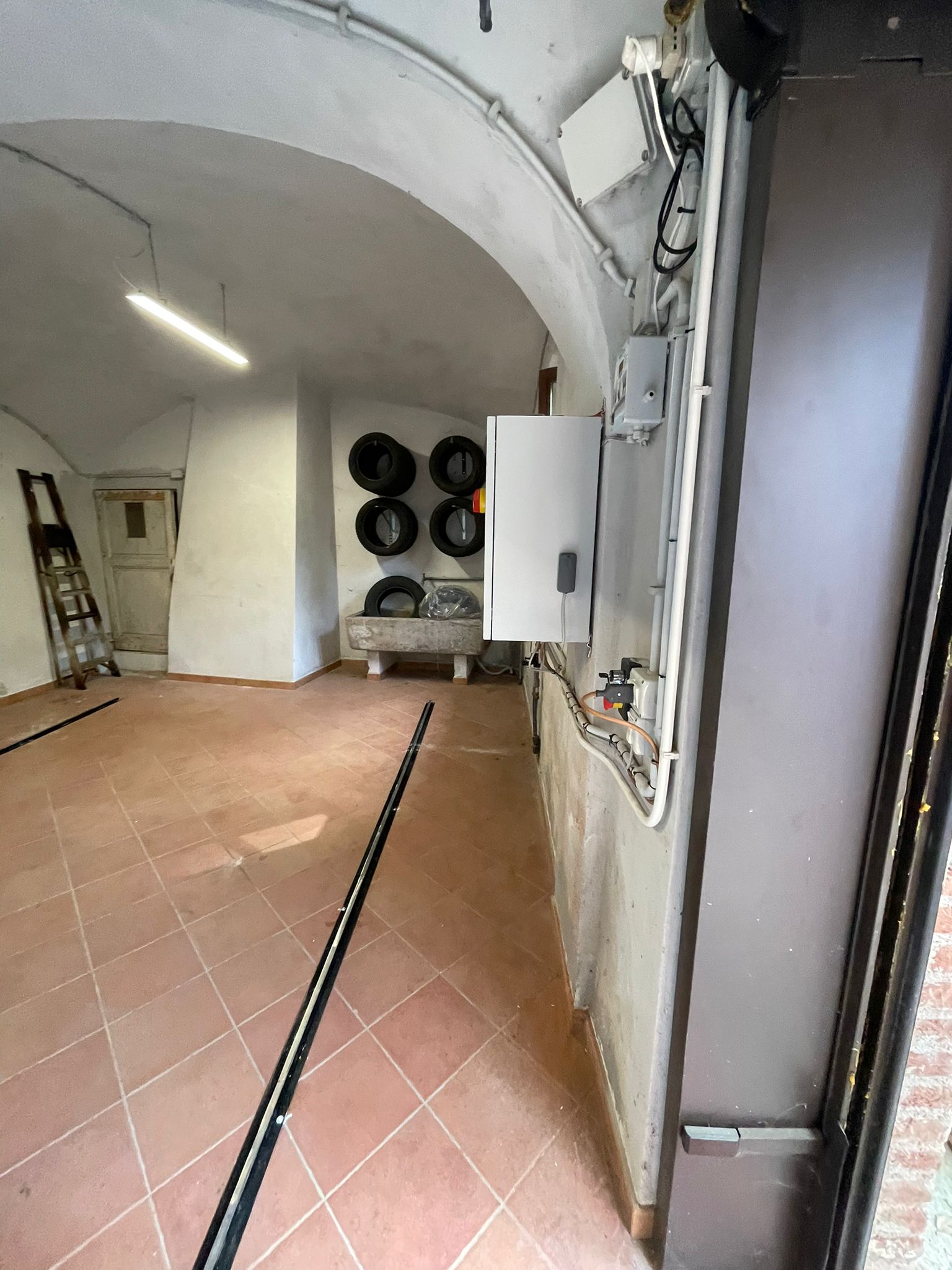 ALESSANDRIA_ITALIA_3_NORMA_MODELLO_T2_PEDANA_TRASLANTE_SLIDING_PLATFORM_CMC_PARKLIFT