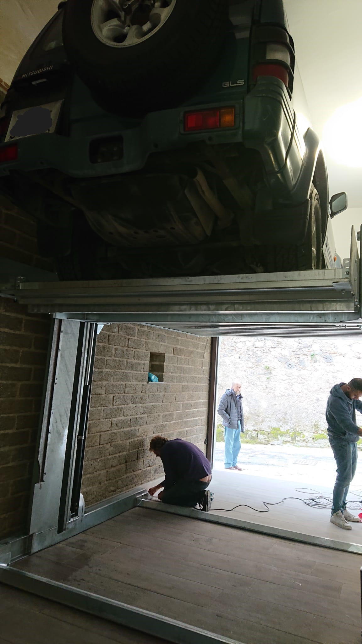 CASERTA_ITALIA_2_PEGASUS_MODELLO_PAXL_RADDOPPIATORE_PARCHEGGIO_STACK_PARKER_CMC_PARKLIFT