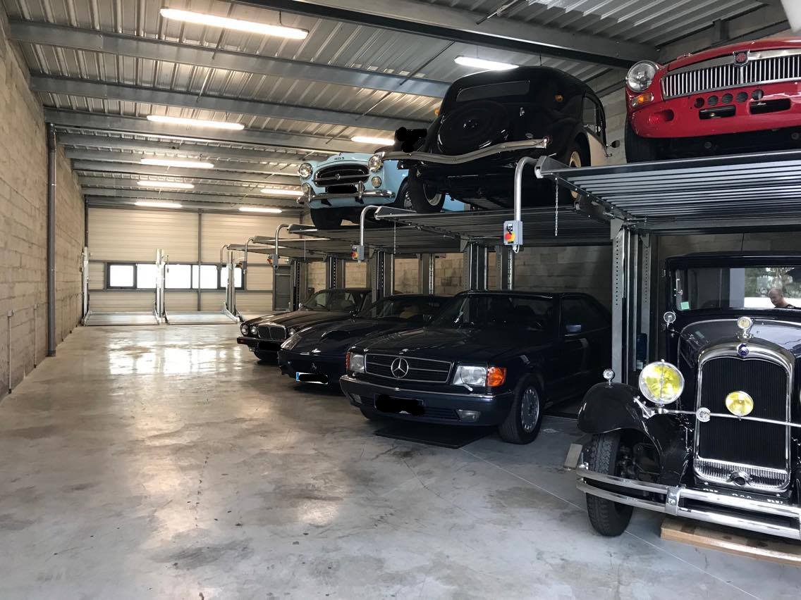 FRANCE_PARKING_OLD-TIMES_CARS_PEGASUS_MODEL_PAL_RADDOPPIATORE_PARCHEGGIO_STACK_PARKER_CMC_PARKLIFT