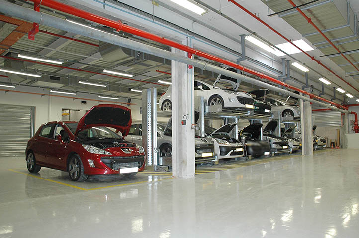 FRANCE_PEUGEOT_MECHANICAL_WORKSHOP_1_PEGASUS_MODEL_PAL_RADDOPPIATORE_PARCHEGGIO_STACK_PARKER_CMC_PARKLIFT