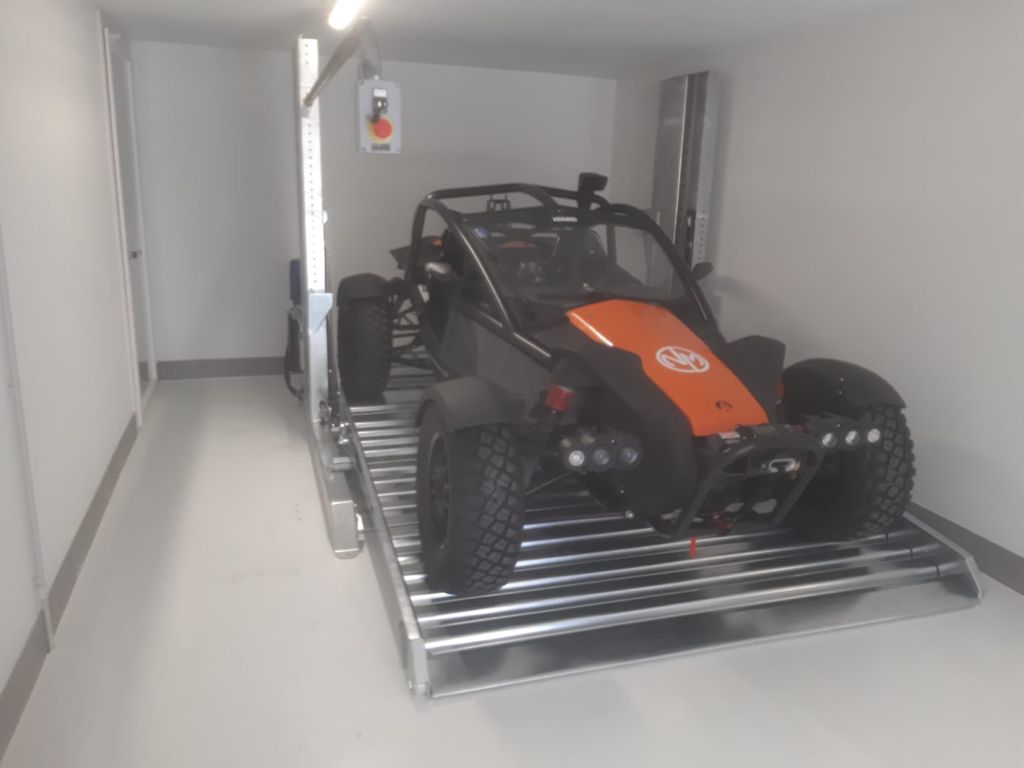 LECCO_ITALIA_1_PEGASUS_MODELLO_PL_RADDOPPIATORE_PARCHEGGIO_STACK_PARKER_CMC_PARKLIFT