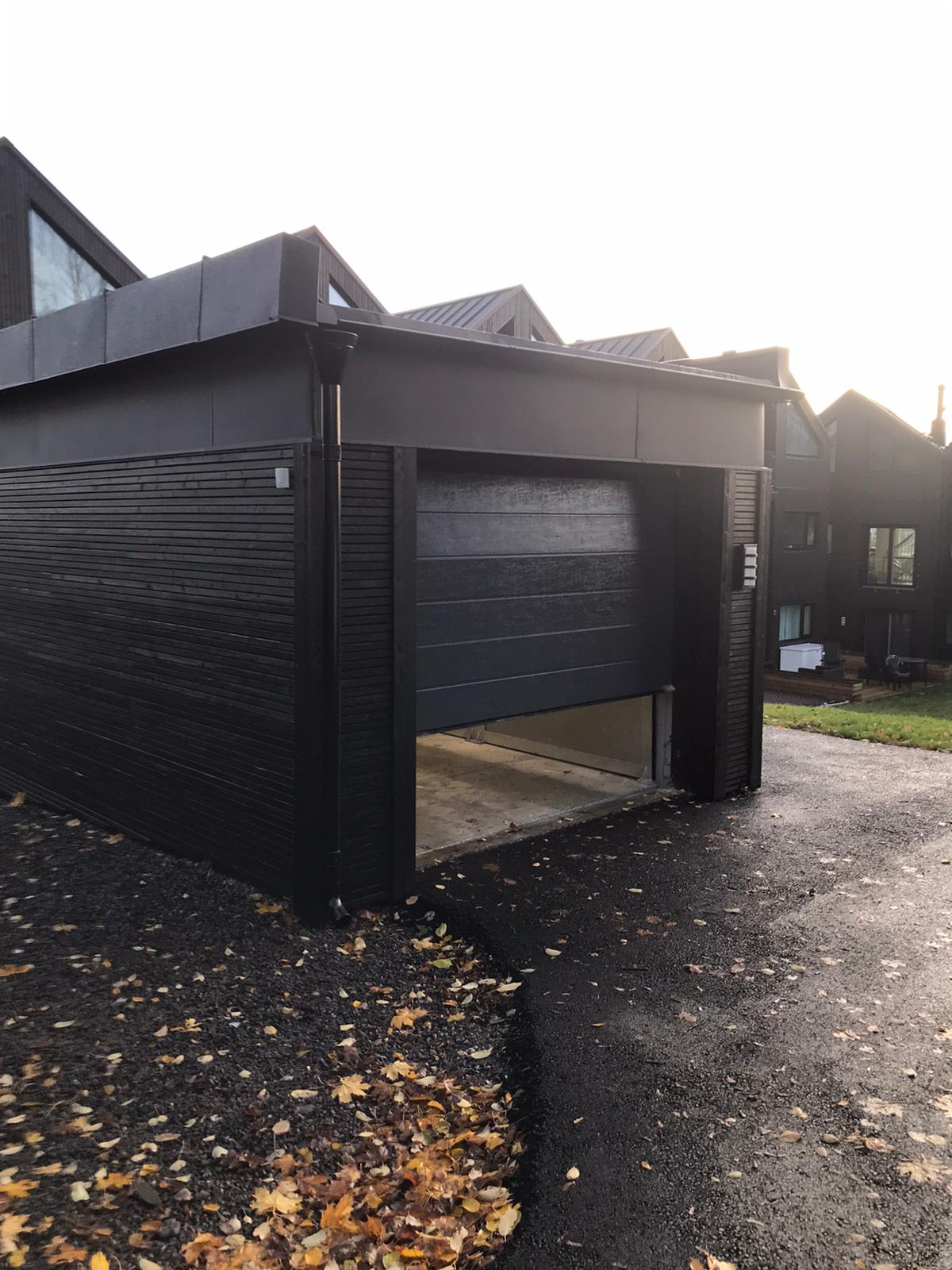 MONTAUTO_CARLIFT_SAGITTA_L_INGRESSO_ACCESS_TO_THE_CARLIFT_CMC_PARKLIFT-585x780