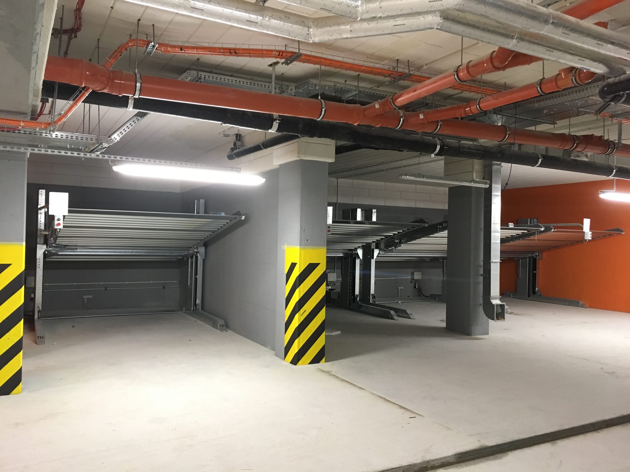 POLAND_RESIDENCIAL_BUILDING_2_PEGASUS_MODEL_PXL_RADDOPPIATORE_PARCHEGGIO_STACK_PARKER_CMC_PARKLIFT