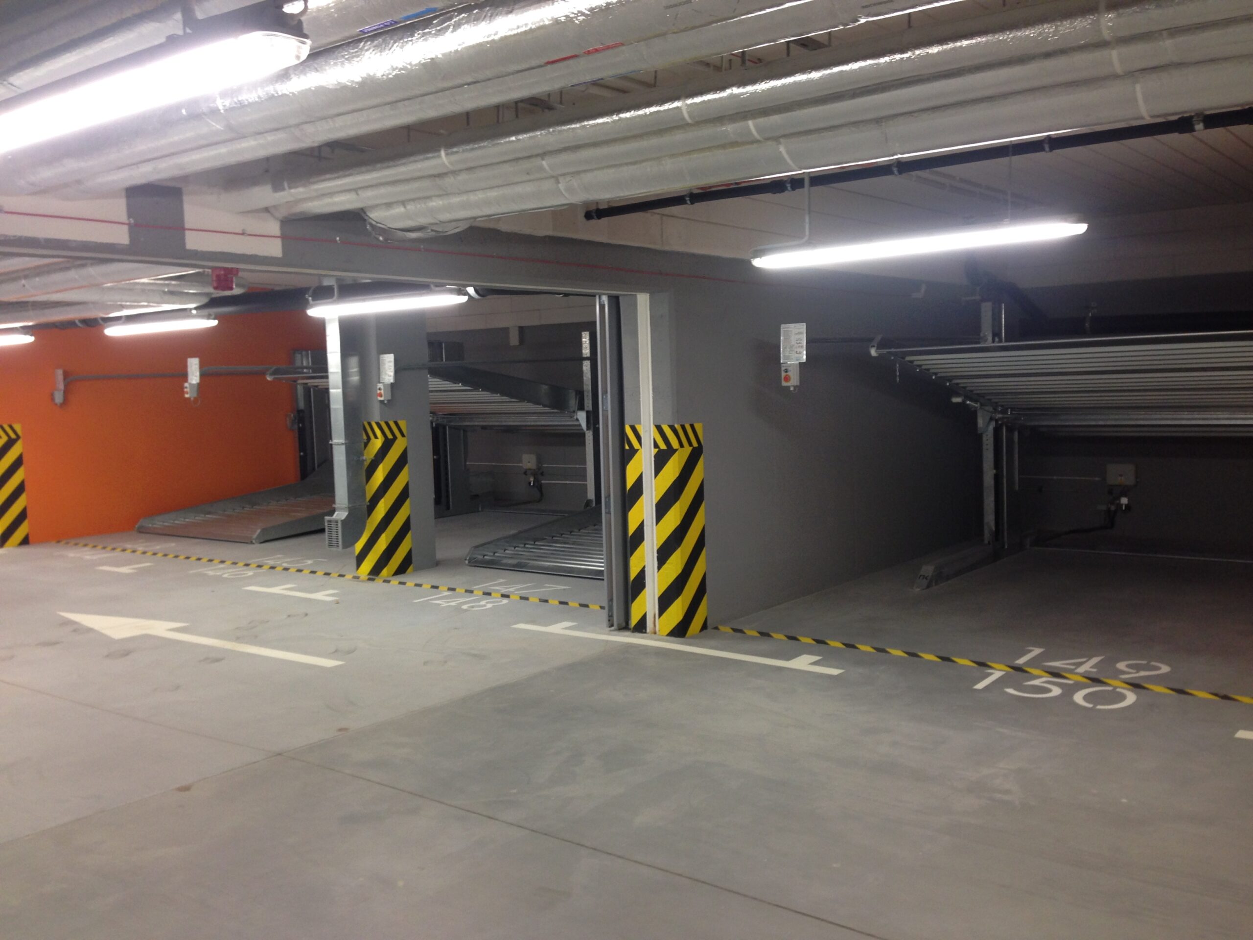 POLAND_RESIDENCIAL_BUILDING_3_PEGASUS_MODEL_PXL_RADDOPPIATORE_PARCHEGGIO_STACK_PARKER_CMC_PARKLIFT
