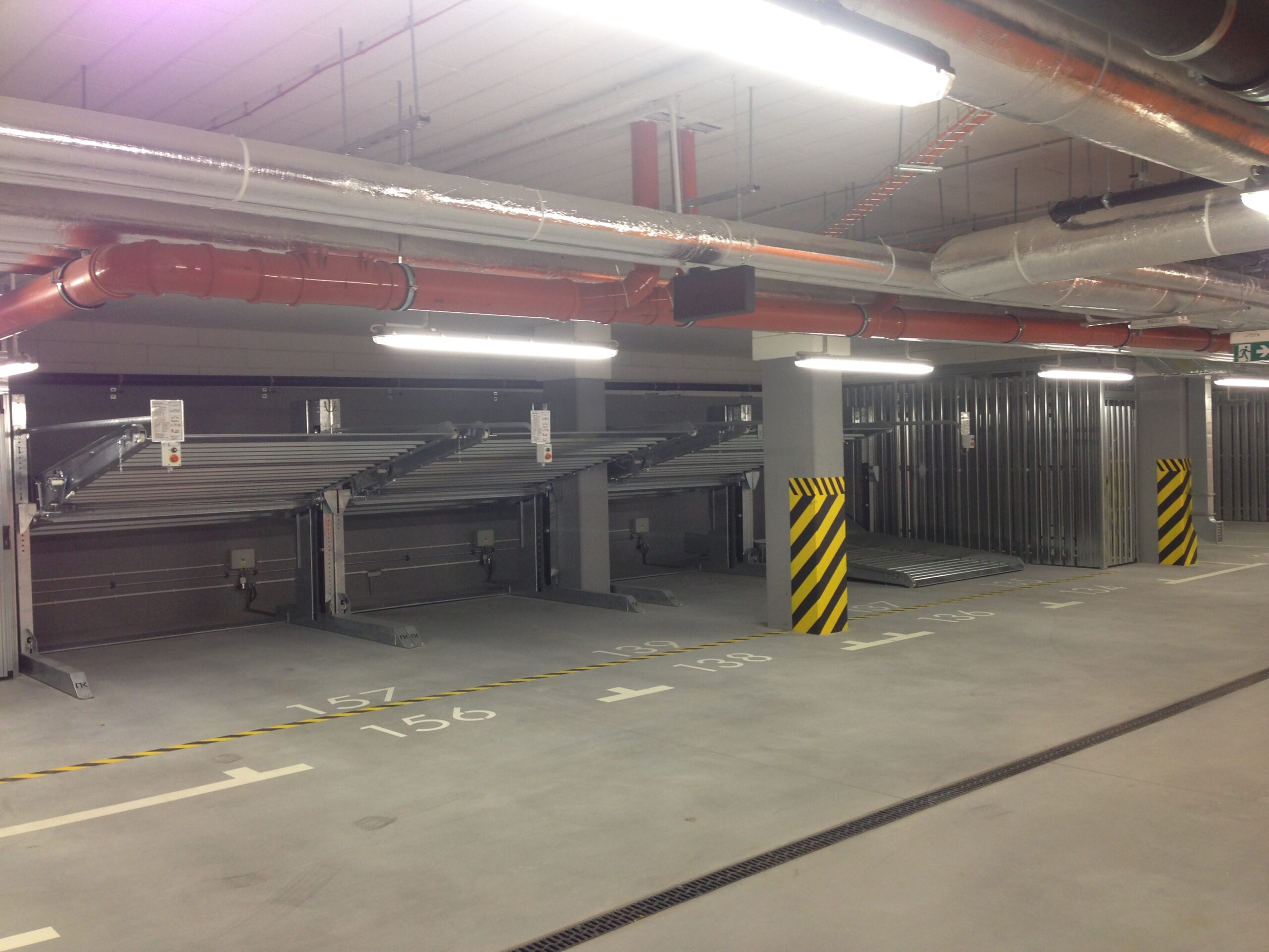 POLAND_RESIDENCIAL_BUILDING_4_PEGASUS_MODEL_PXL_RADDOPPIATORE_PARCHEGGIO_STACK_PARKER_CMC_PARKLIFT