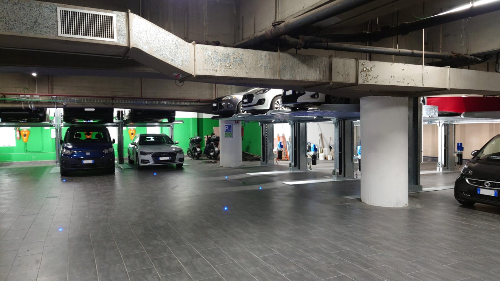 ROMA_ITALIA_PARCHEGGIO_3_PEGASUS_MODELLO_PAL_RADDOPPIATORE_PARCHEGGIO_STACK_PARKER_CMC_PARKLIFT